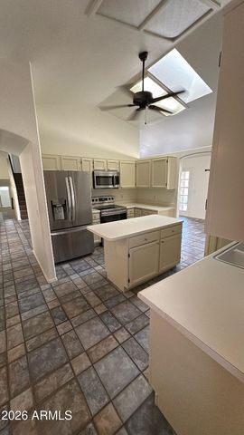86 W CALLE DE CABALLOS --, Tempe, AZ 85284