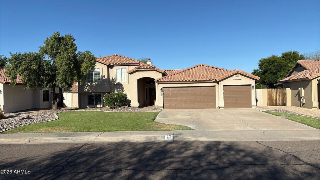 86 W CALLE DE CABALLOS --, Tempe, AZ 85284