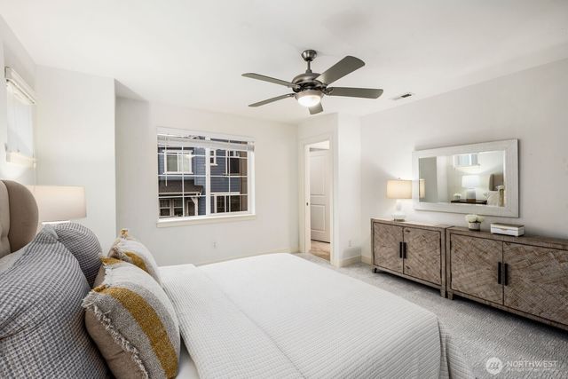 297 NE Denny Way, Issaquah, WA 98029