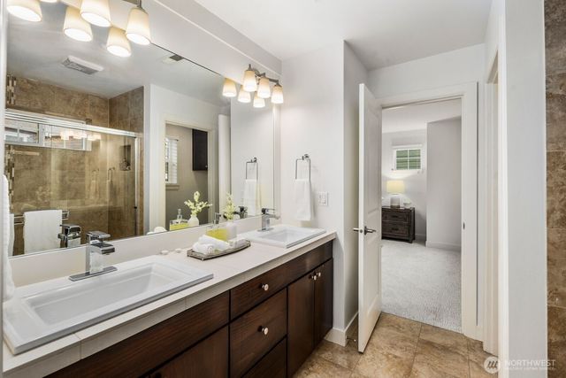 297 NE Denny Way, Issaquah, WA 98029