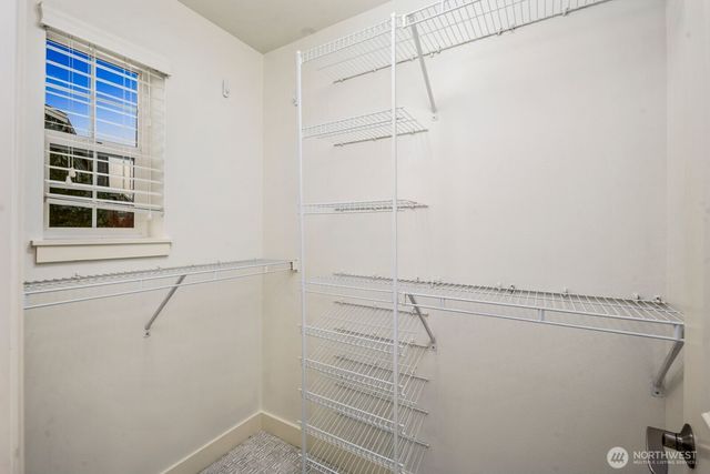 297 NE Denny Way, Issaquah, WA 98029