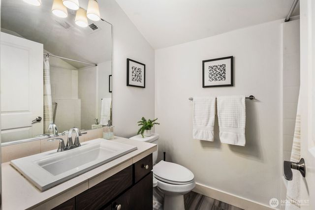 297 NE Denny Way, Issaquah, WA 98029