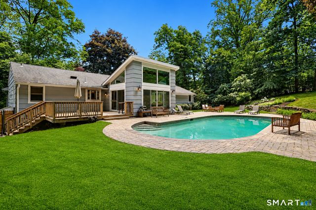 71 High Point Road, Westport, CT 06880