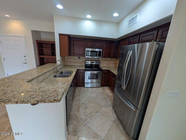 20660 N 40TH Street 1052, Phoenix, AZ 85050