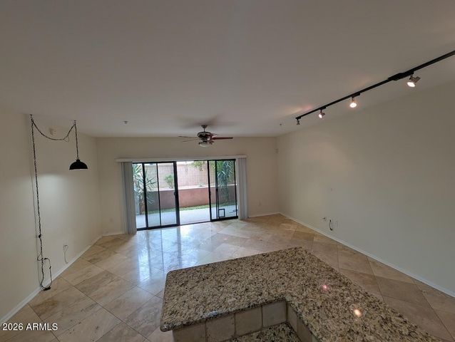 20660 N 40TH Street 1052, Phoenix, AZ 85050