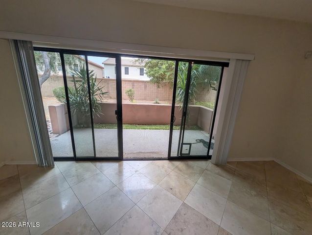 20660 N 40TH Street 1052, Phoenix, AZ 85050