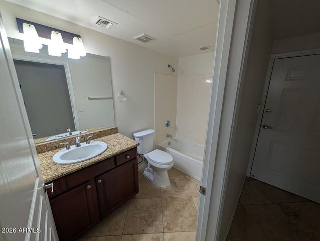 20660 N 40TH Street 1052, Phoenix, AZ 85050