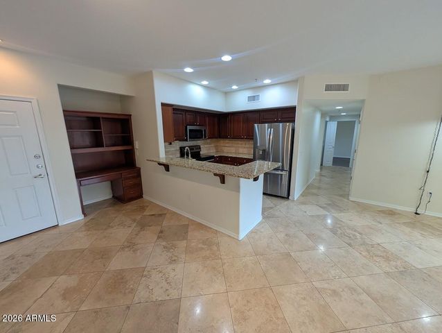 20660 N 40TH Street 1052, Phoenix, AZ 85050