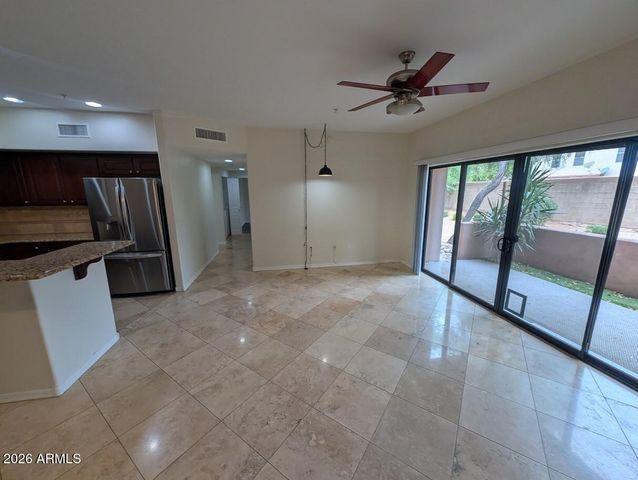 20660 N 40TH Street 1052, Phoenix, AZ 85050