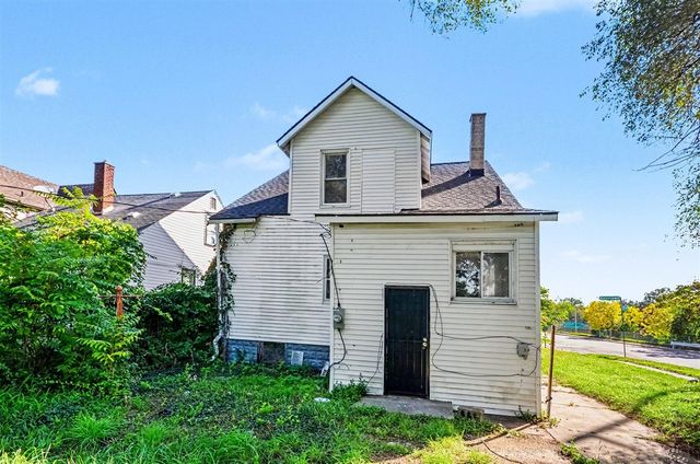 15457 Cloverlawn Avenue, Detroit, MI 48238