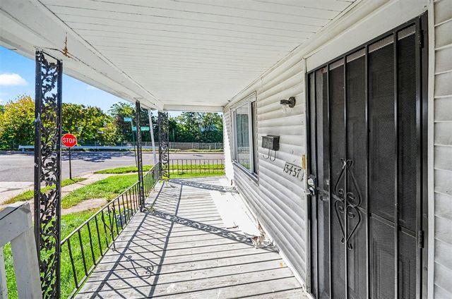 15457 Cloverlawn Avenue, Detroit, MI 48238