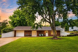 16108 Speaker Avenue, Belton, MO 64012