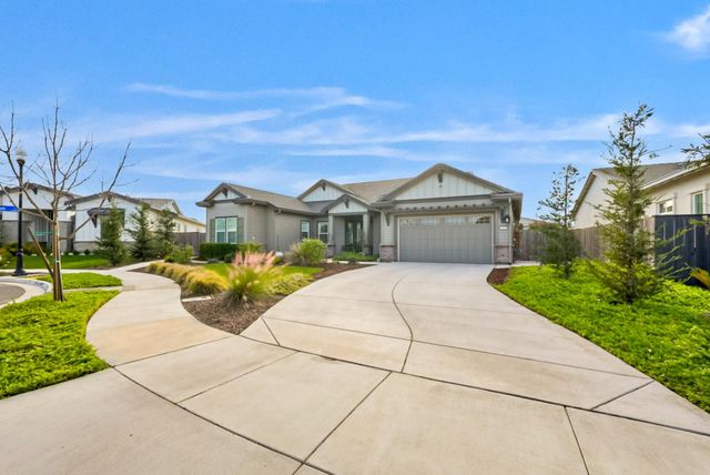 2513 Feathermint Ln, Turlock, CA 95382