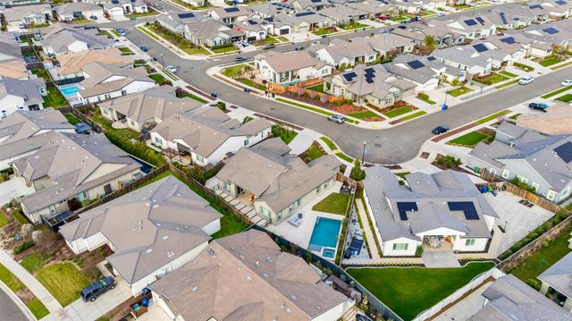 2513 Feathermint Ln, Turlock, CA 95382