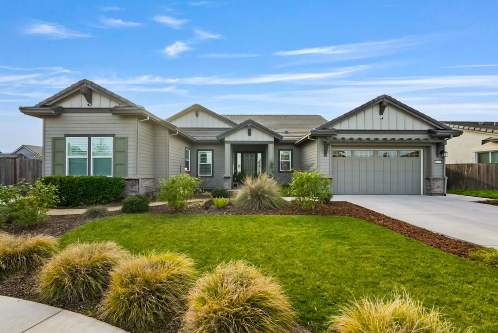 2513 Feathermint Ln, Turlock, CA 95382