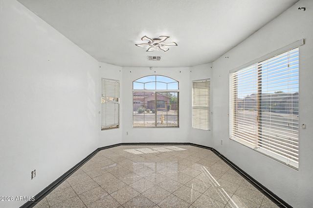 3222 W APOLLO Road, Phoenix, AZ 85041