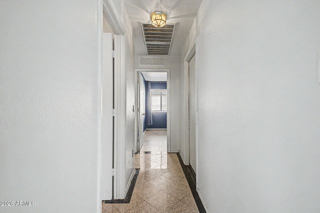 3222 W APOLLO Road, Phoenix, AZ 85041