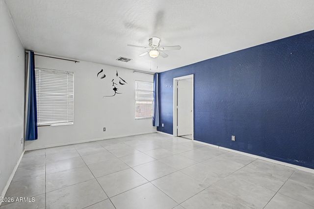 3222 W APOLLO Road, Phoenix, AZ 85041