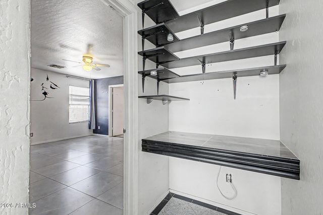 3222 W APOLLO Road, Phoenix, AZ 85041