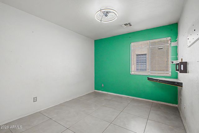 3222 W APOLLO Road, Phoenix, AZ 85041