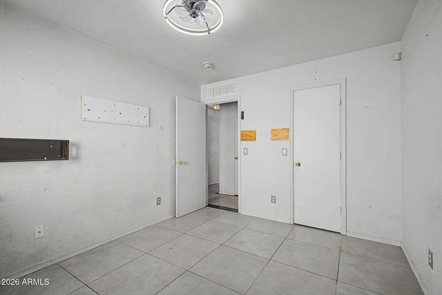 3222 W APOLLO Road, Phoenix, AZ 85041