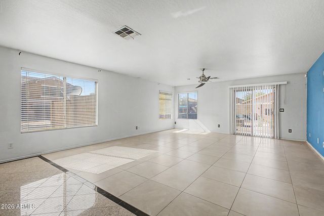 3222 W APOLLO Road, Phoenix, AZ 85041