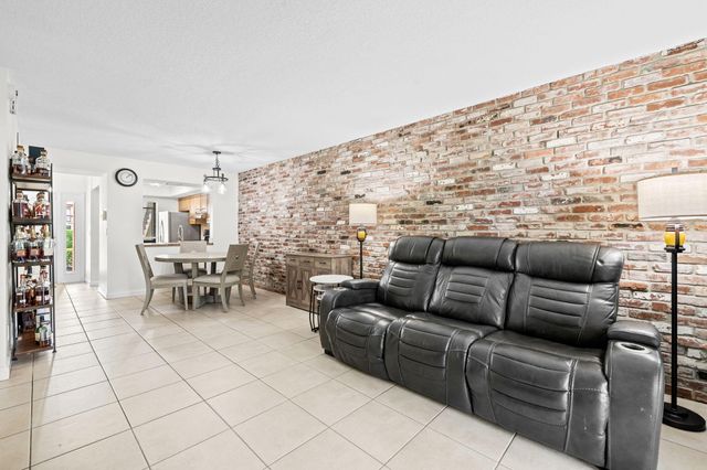2257 SW 15th Street 183, Deerfield Beach, FL 33442