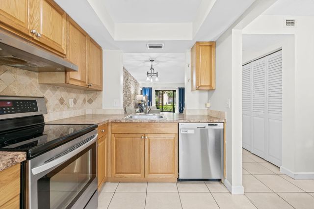 2257 SW 15th Street 183, Deerfield Beach, FL 33442