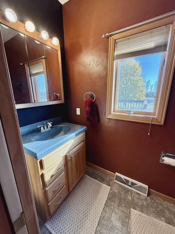 W1235 COUNTY ROAD X, Berlin, WI 54923