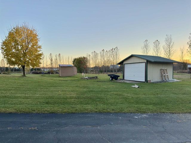 W1235 COUNTY ROAD X, Berlin, WI 54923