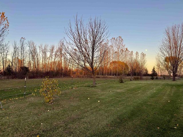 W1235 COUNTY ROAD X, Berlin, WI 54923