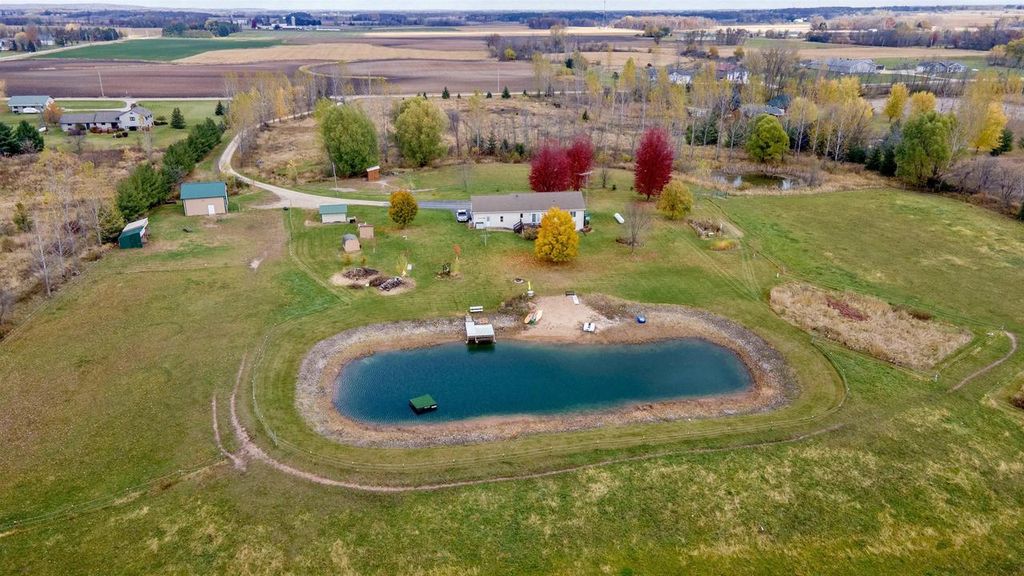 W1235 COUNTY ROAD X, Berlin, WI 54923