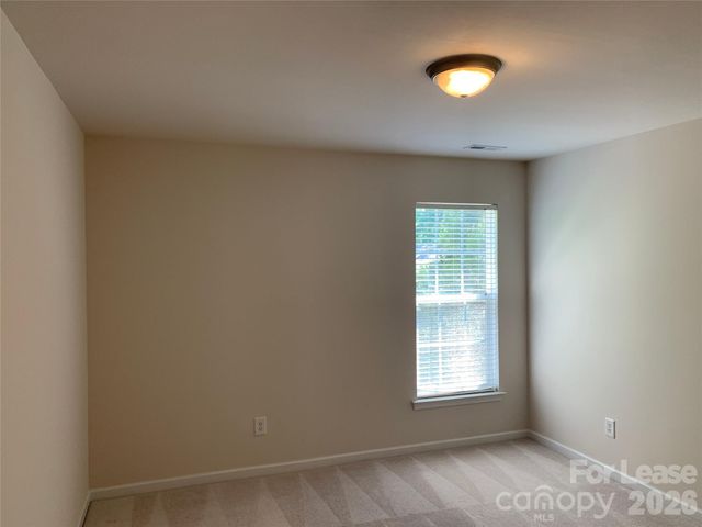 9043 Mcalwaine Preserve Avenue, Charlotte, NC 28277