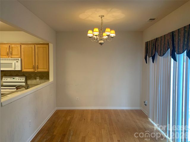 9043 Mcalwaine Preserve Avenue, Charlotte, NC 28277