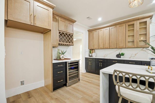 1755 SNAPFINGER Road, Decatur, GA 30032