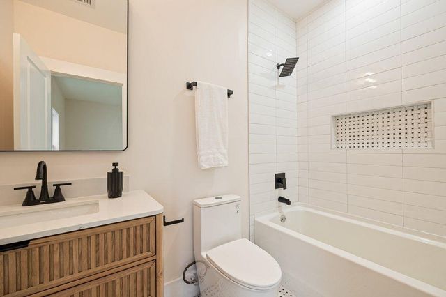 1755 SNAPFINGER Road, Decatur, GA 30032