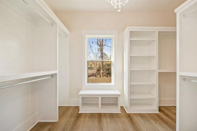 1755 SNAPFINGER Road, Decatur, GA 30032