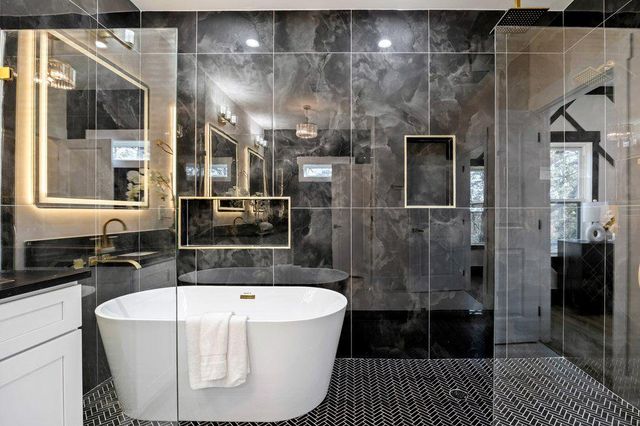 1755 SNAPFINGER Road, Decatur, GA 30032