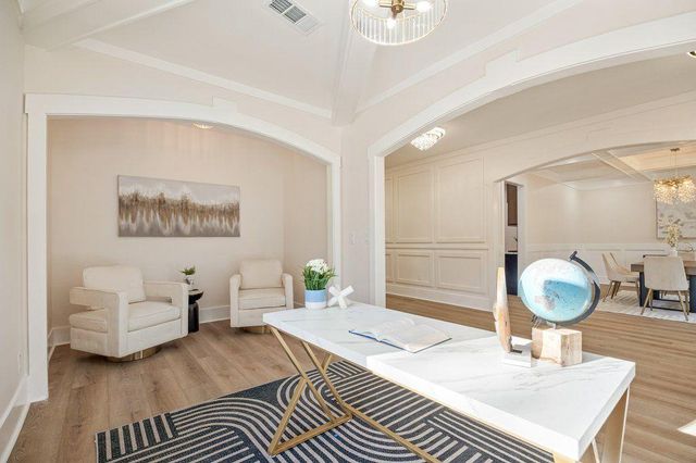 1755 SNAPFINGER Road, Decatur, GA 30032