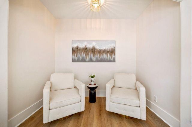 1755 SNAPFINGER Road, Decatur, GA 30032