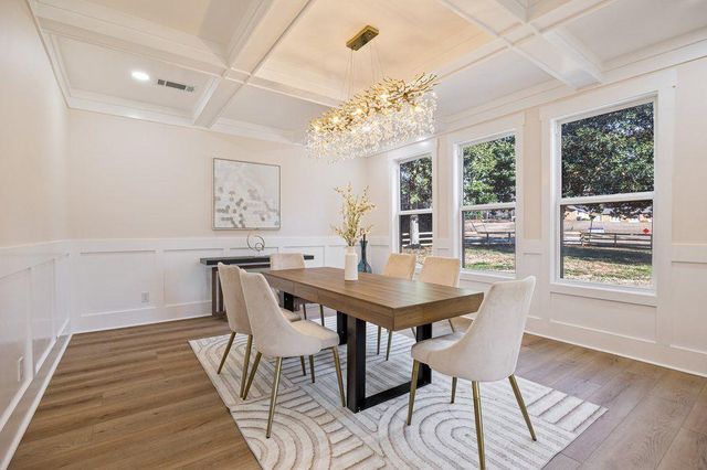 1755 SNAPFINGER Road, Decatur, GA 30032