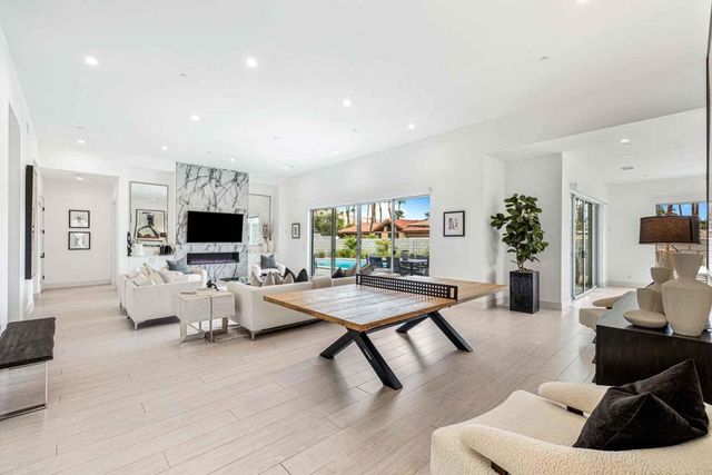 72985 Somera Road B, Palm Desert, CA 92260