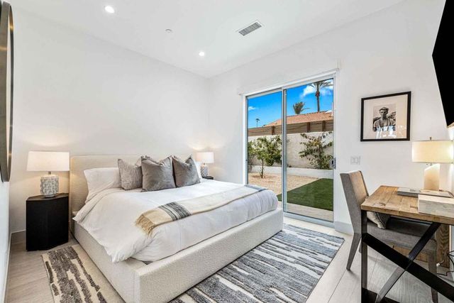 72985 Somera Road B, Palm Desert, CA 92260