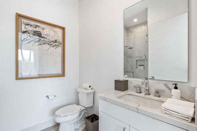 72985 Somera Road B, Palm Desert, CA 92260