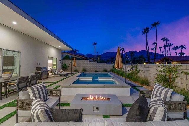 72985 Somera Road B, Palm Desert, CA 92260