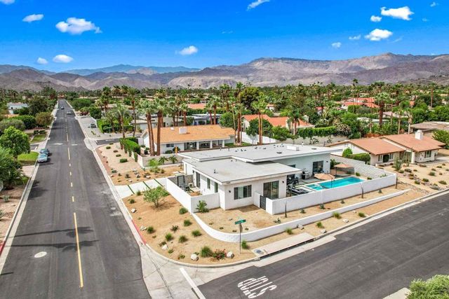 72985 Somera Road B, Palm Desert, CA 92260