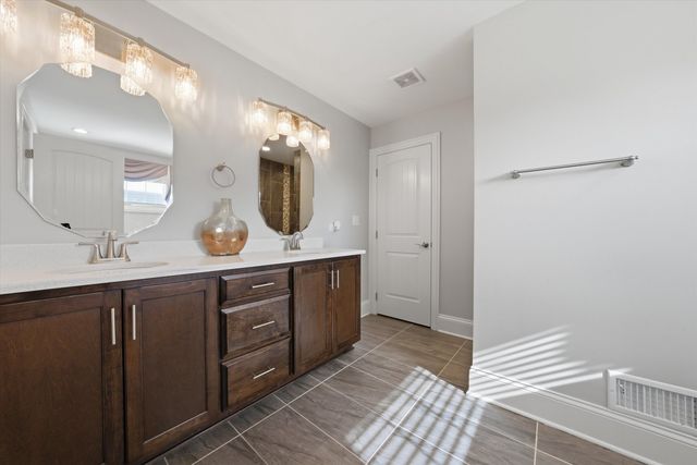 8613 High Stone Way, Frankfort, IL 60423