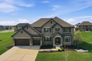 8613 High Stone Way, Frankfort, IL 60423