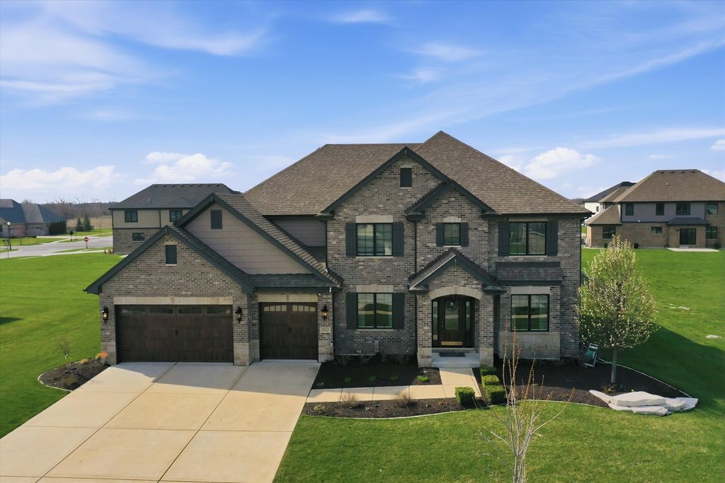 8613 High Stone Way, Frankfort, IL 60423