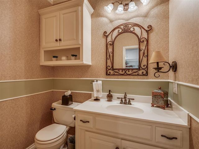 1804 Duckhawk Court, Edmond, OK 73003